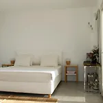 Kastro Appartamento Paro